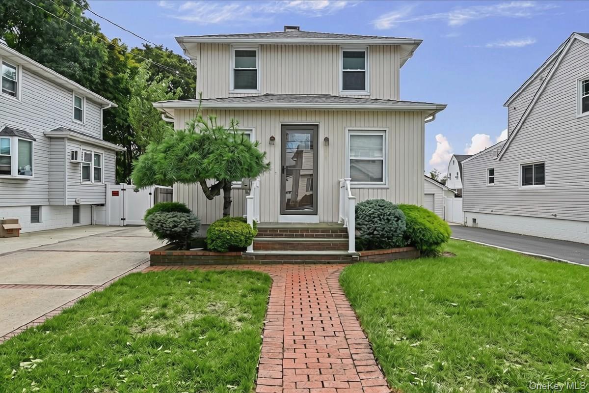 309 Frederick Avenue — photo 2