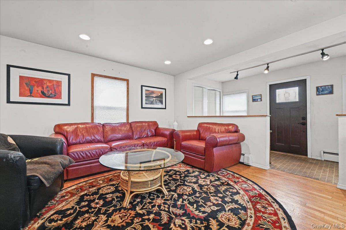 309 Frederick Avenue — photo 5