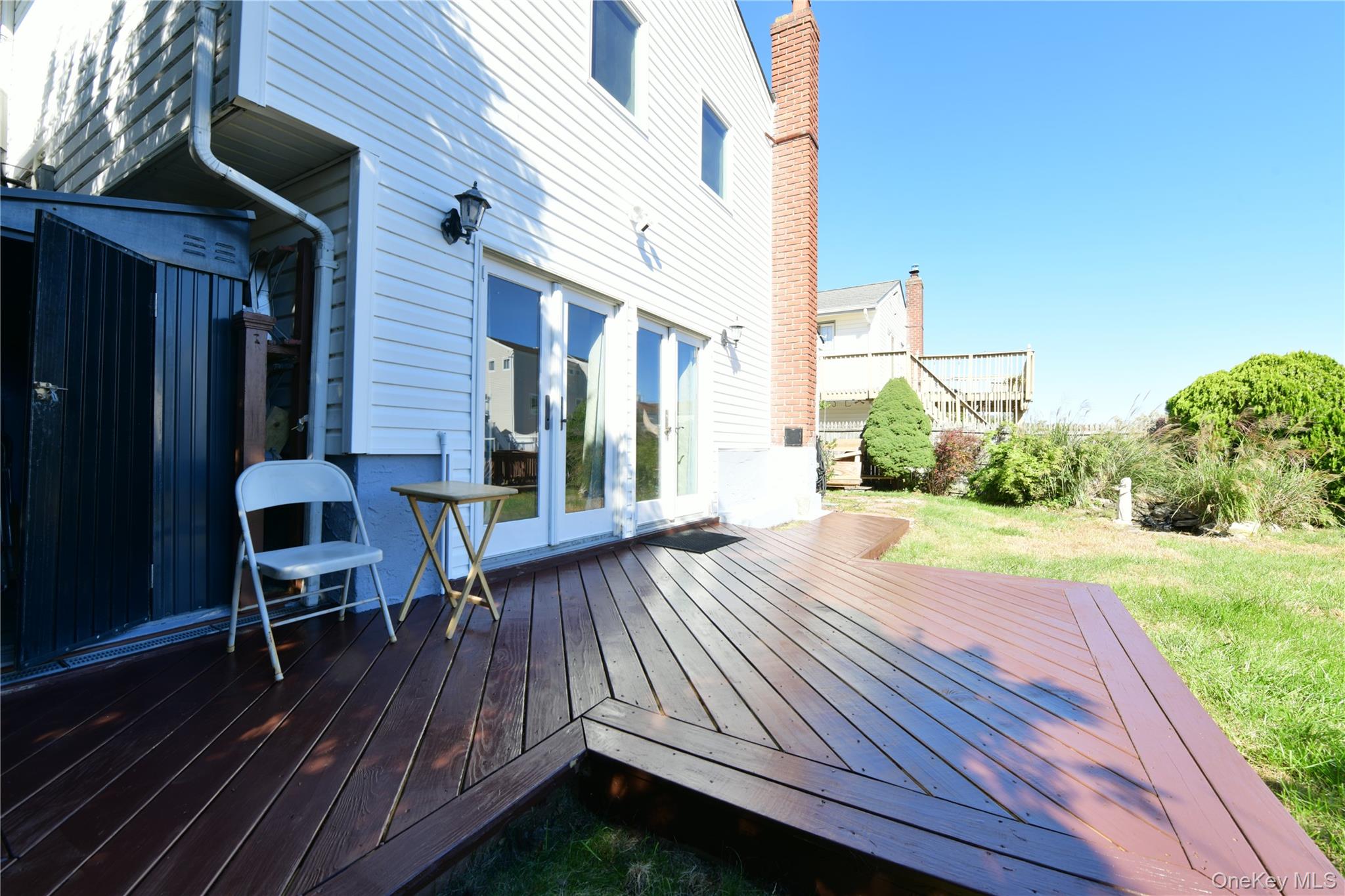 925 Long Beach Avenue — photo 27