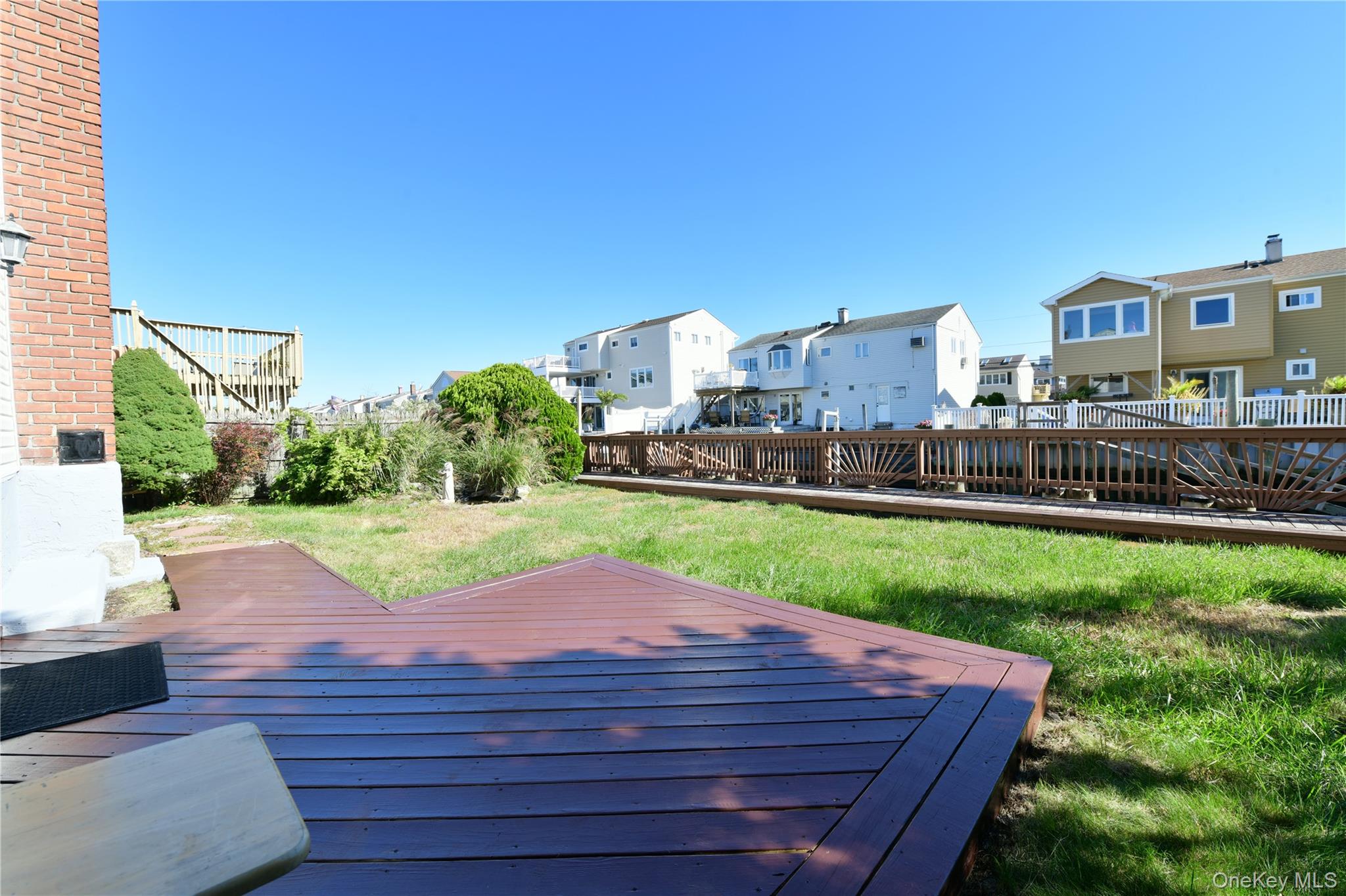 925 Long Beach Avenue — photo 28