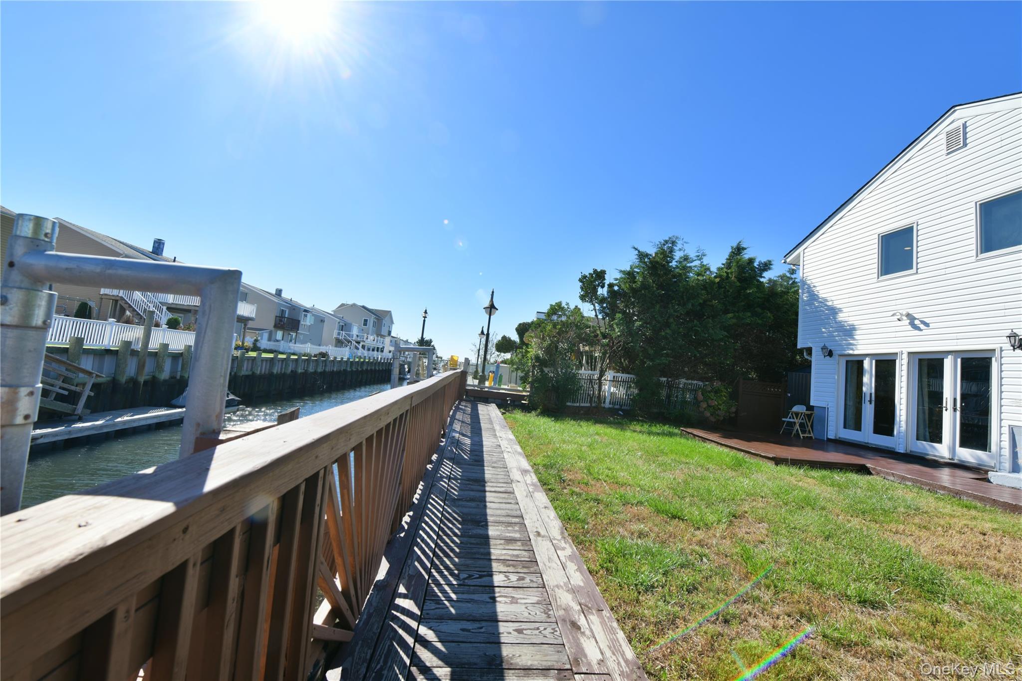 925 Long Beach Avenue — photo 32