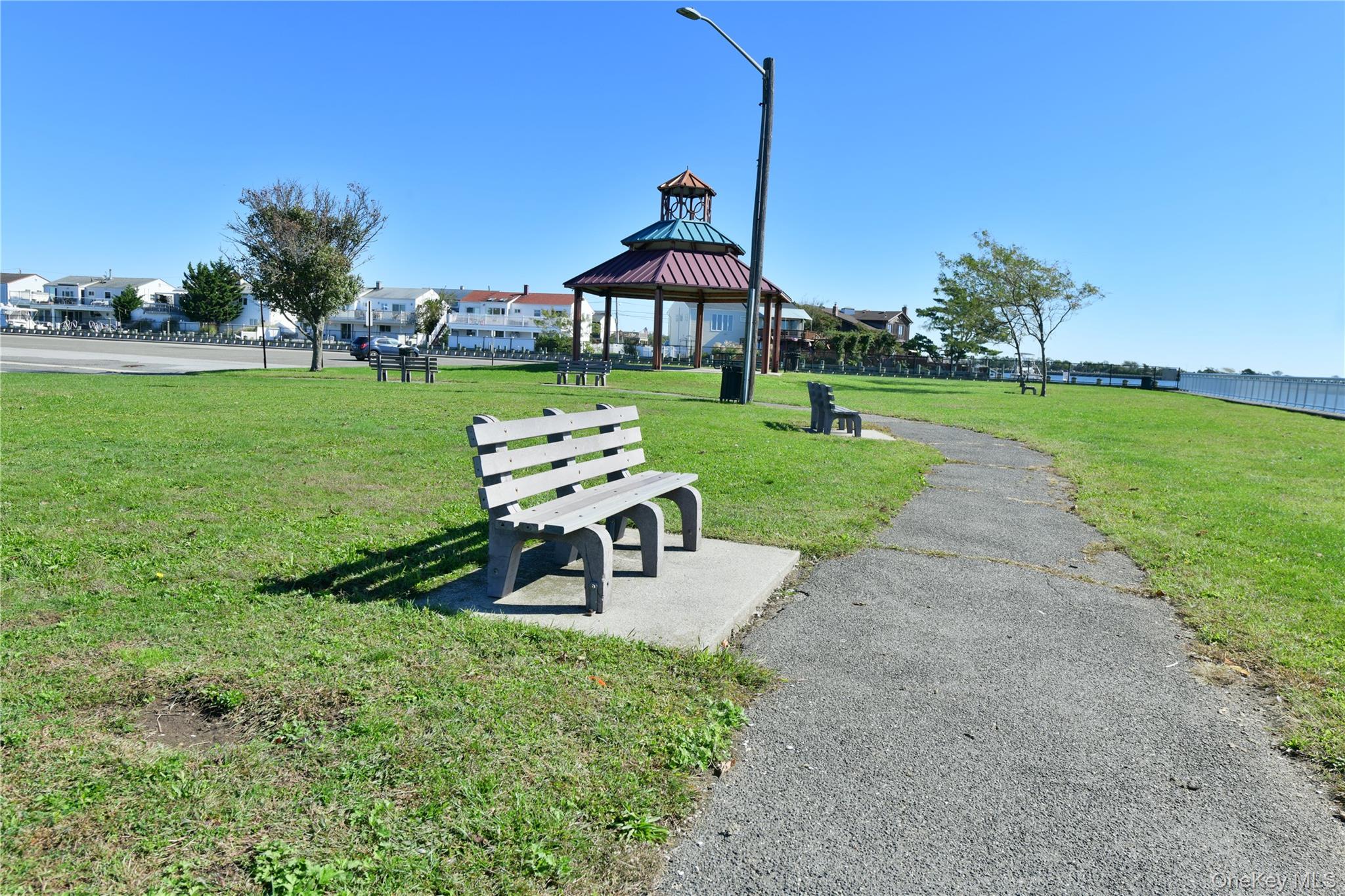 925 Long Beach Avenue — photo 40