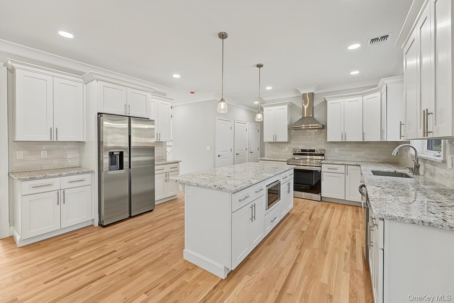 21 Fulton Street — photo 11