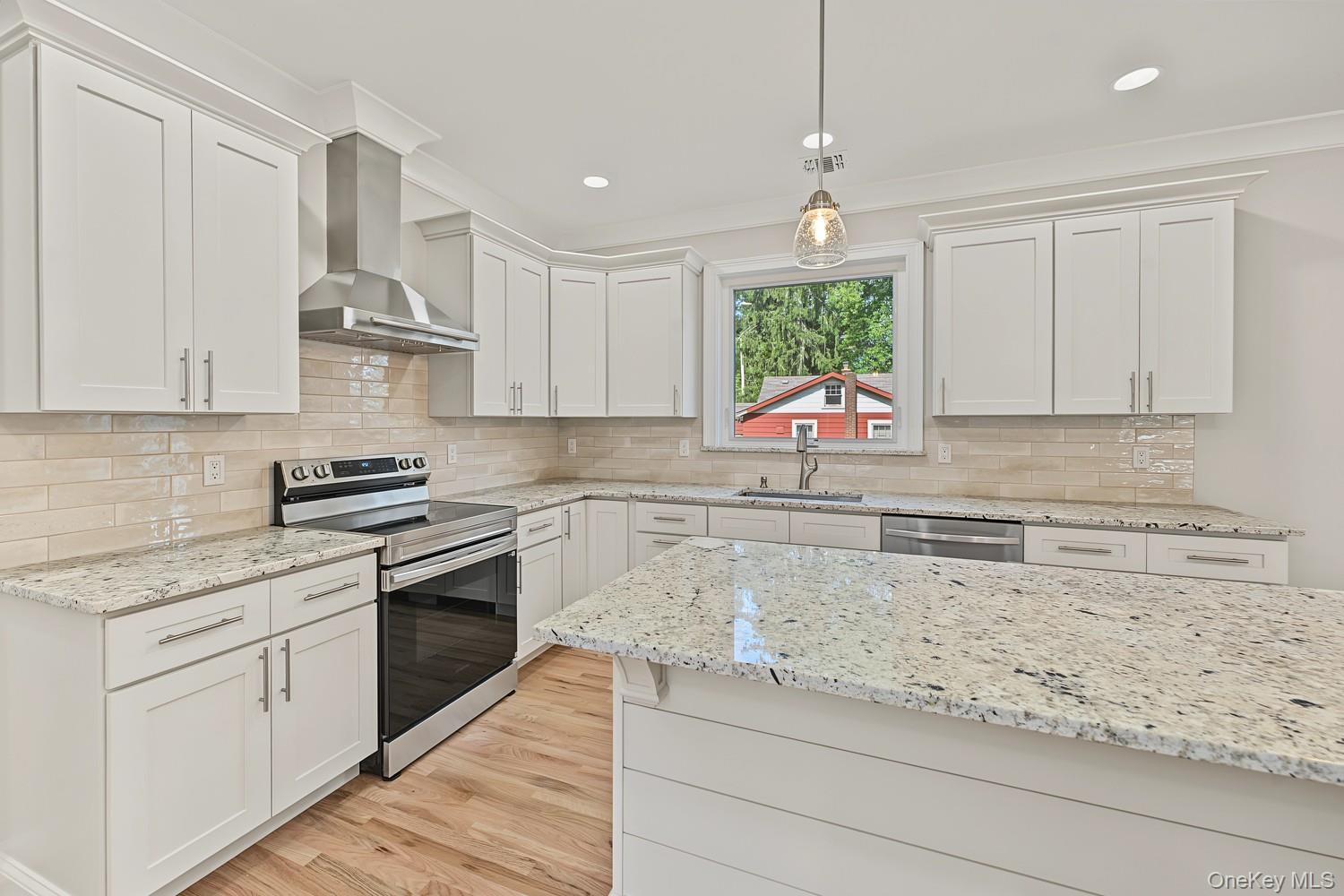 21 Fulton Street — photo 12