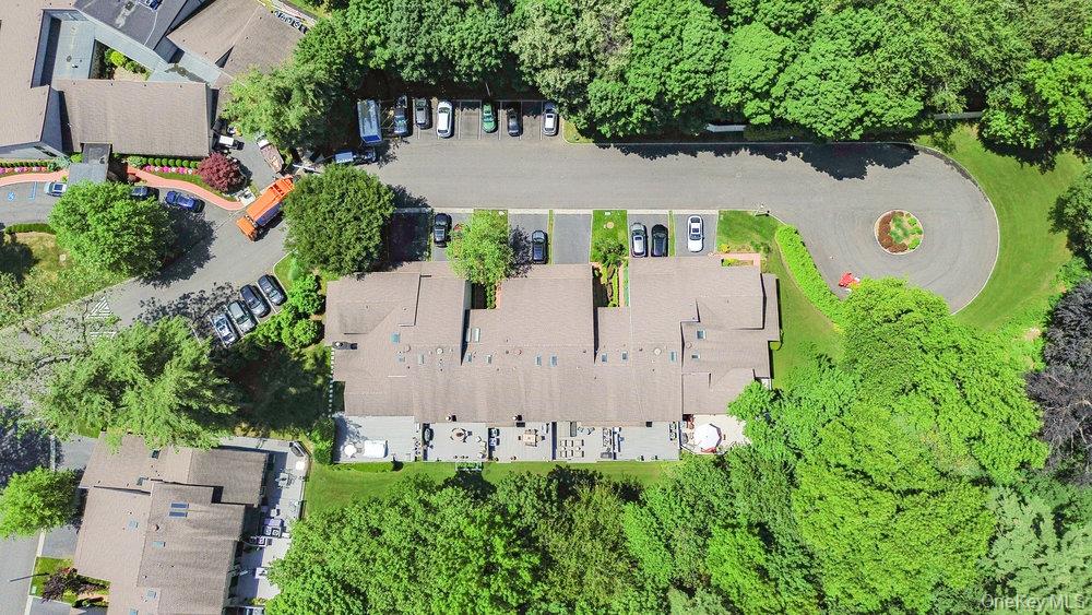 10 Pond View Court — photo 47