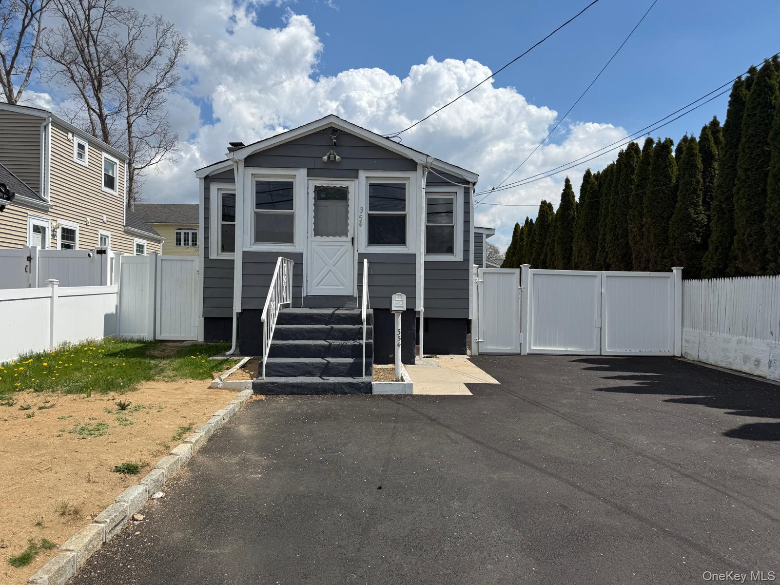354 Beachview Street — photo 3