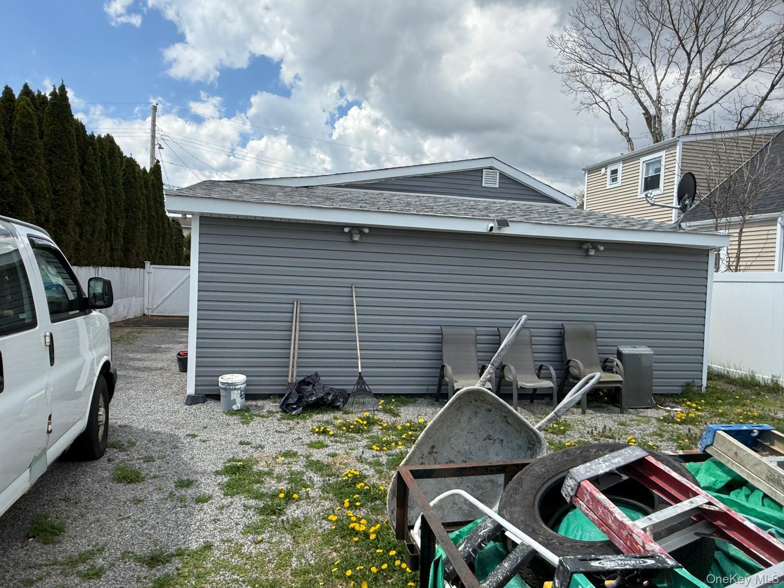 354 Beachview Street — photo 32