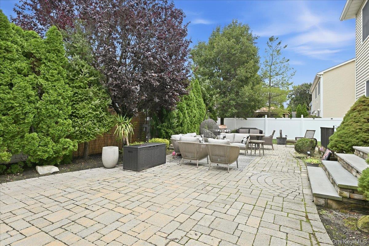 151 Monroe Street — photo 37