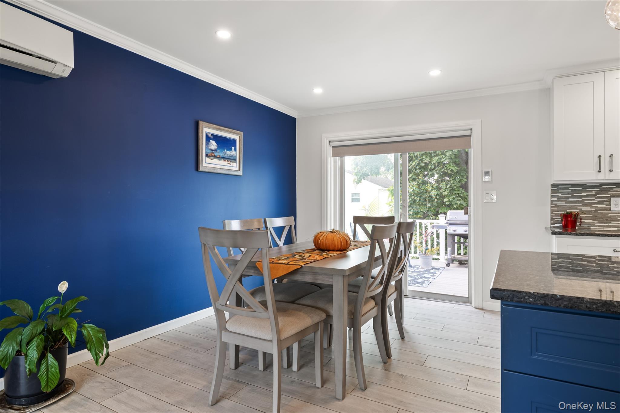 121 Lake Drive — photo 12