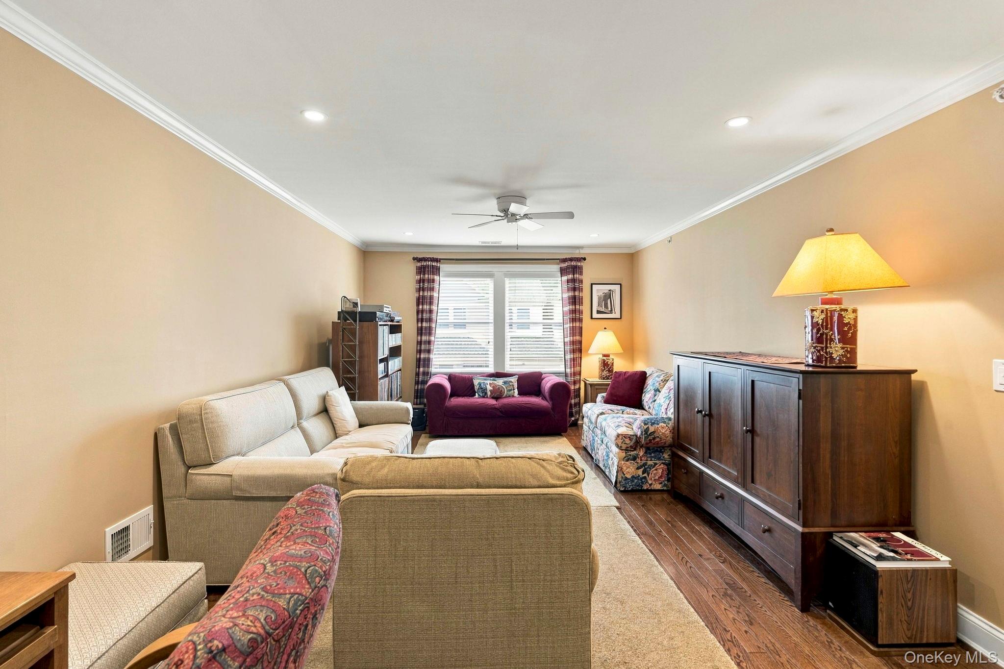 15 Meadow Way — photo 18