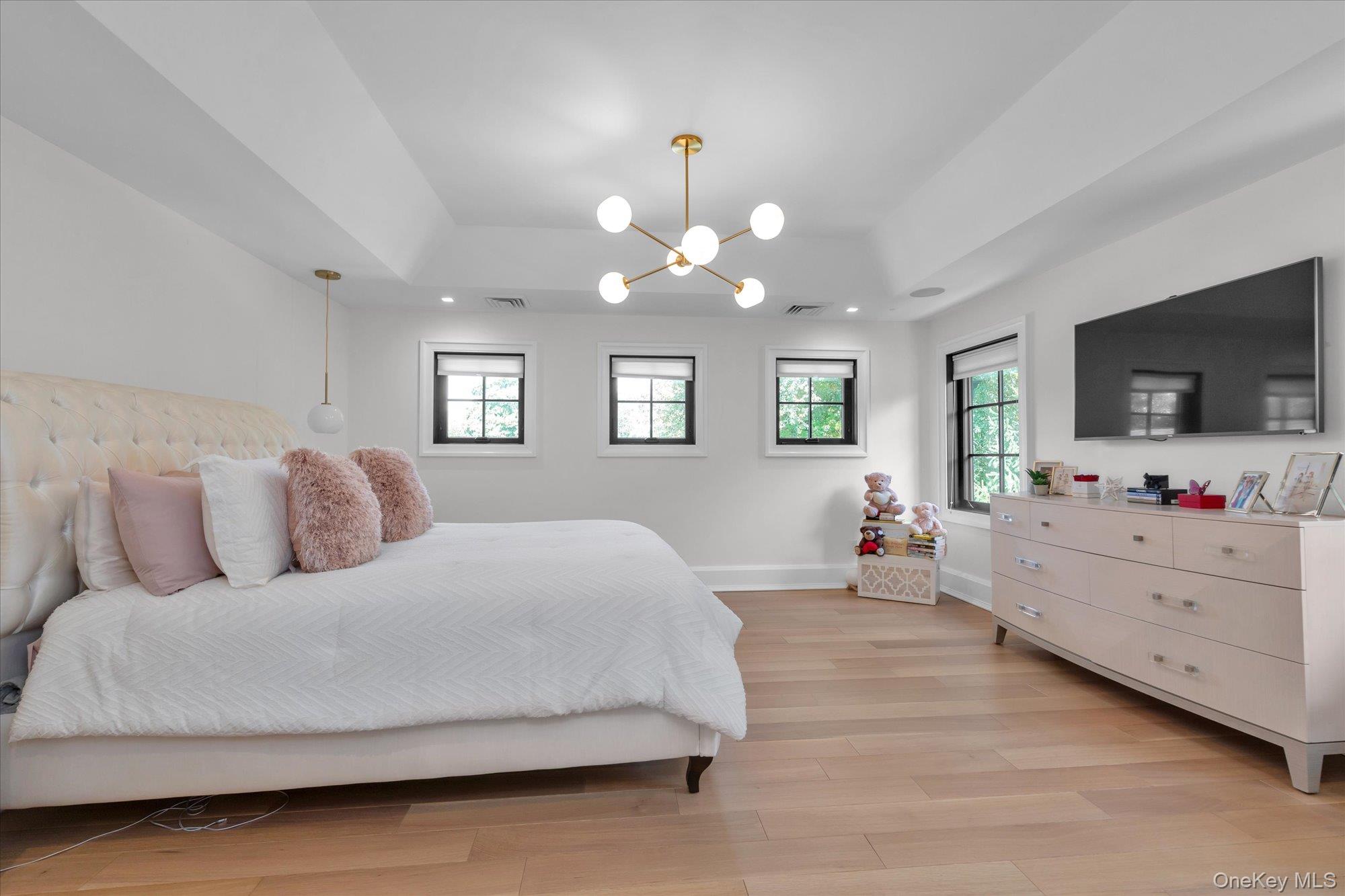 15 Alice Avenue — photo 23