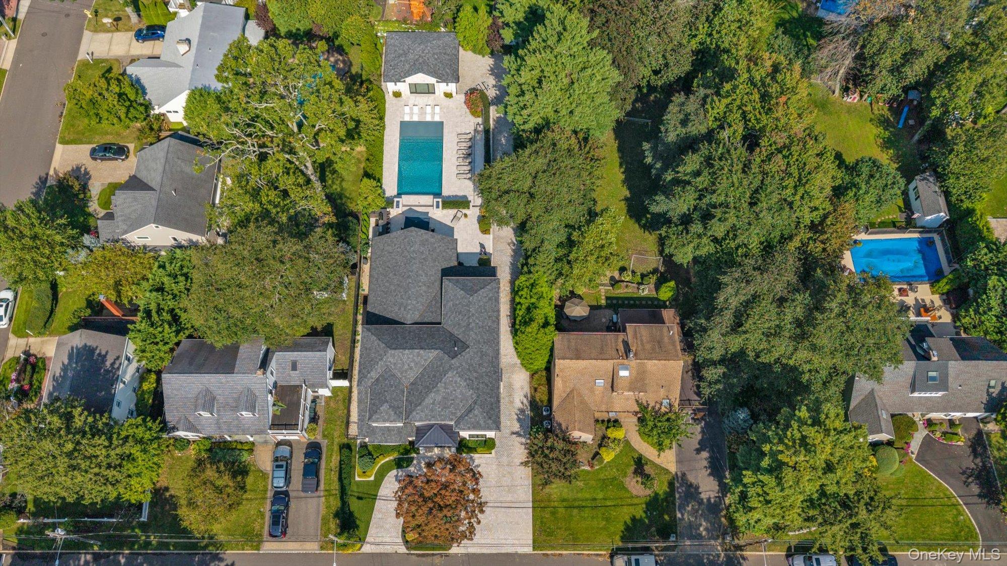 15 Alice Avenue — photo 39