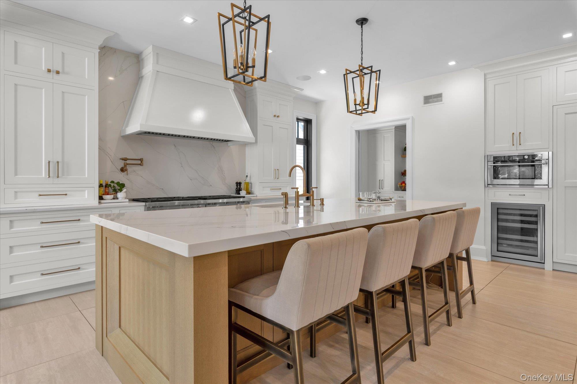 15 Alice Avenue — photo 8