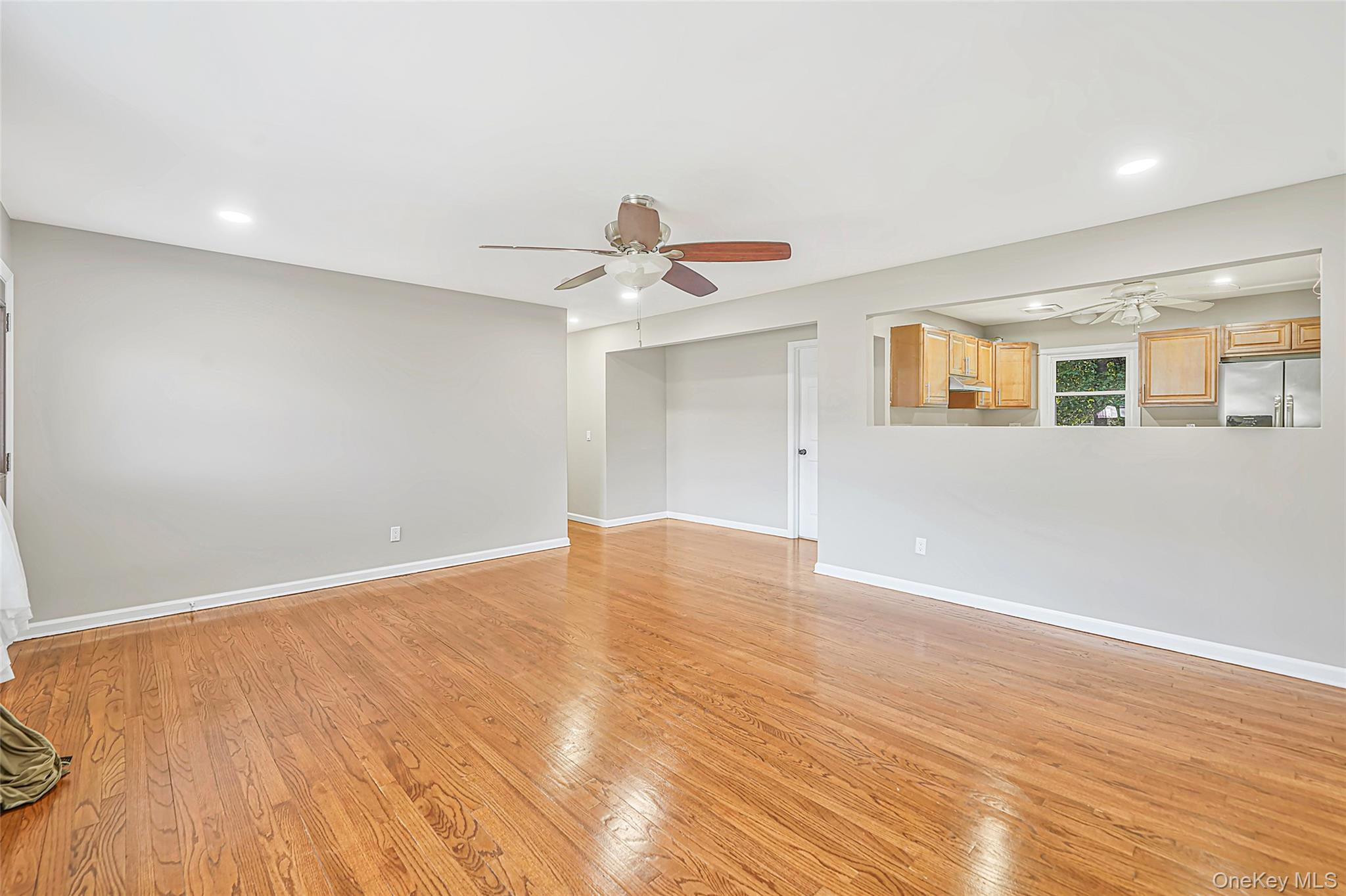 132 Smith Avenue — photo 5