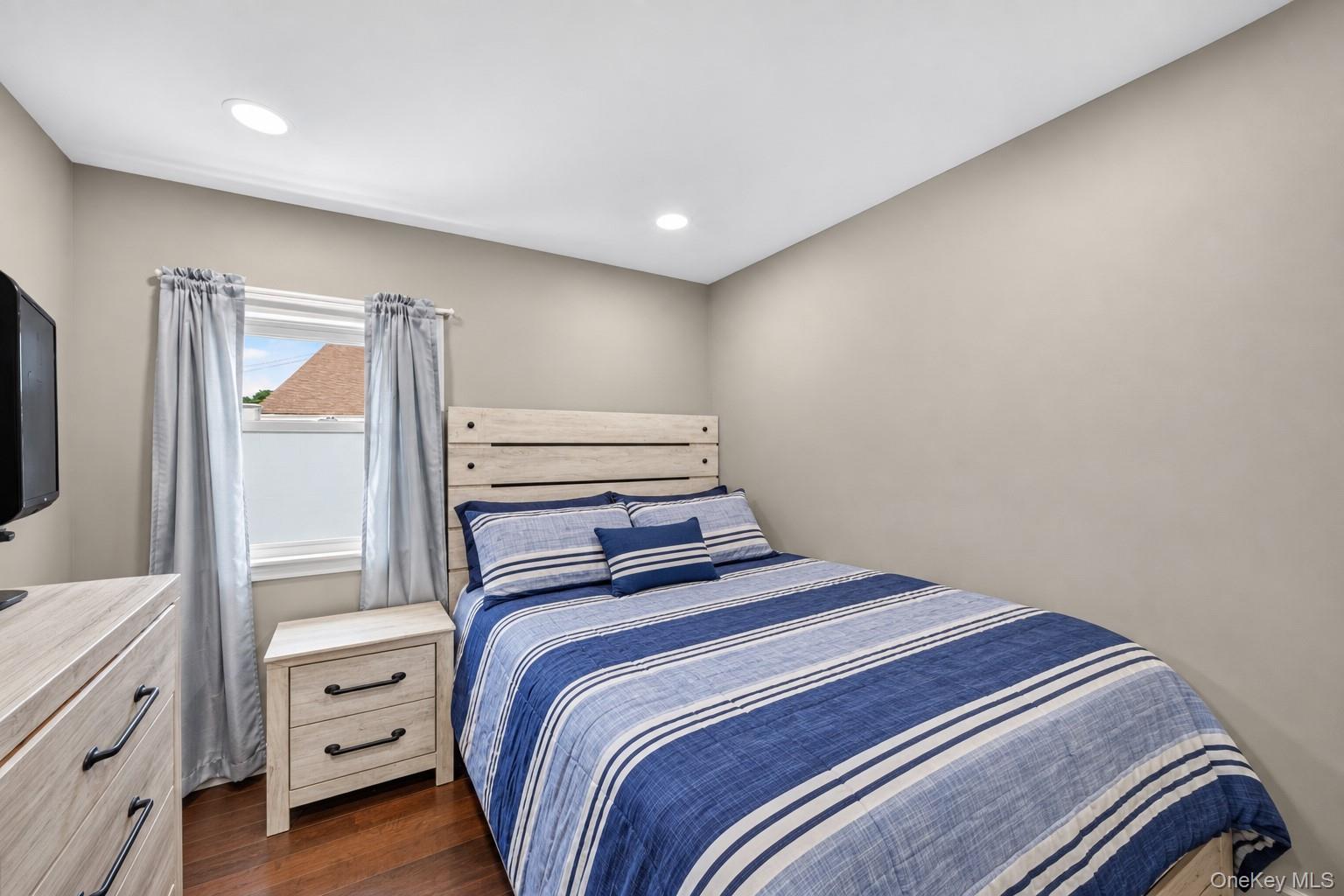 42 Blue Jay Drive — photo 17