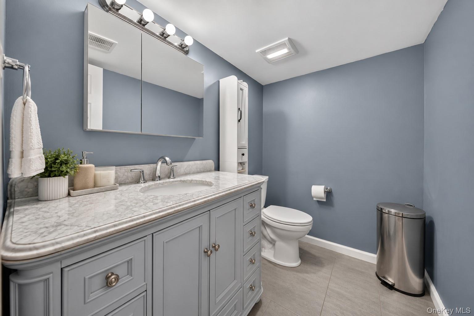 42 Blue Jay Drive — photo 24