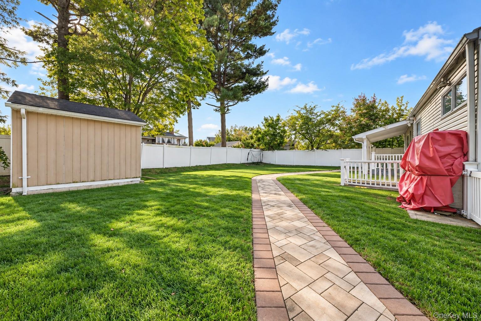 42 Blue Jay Drive — photo 27