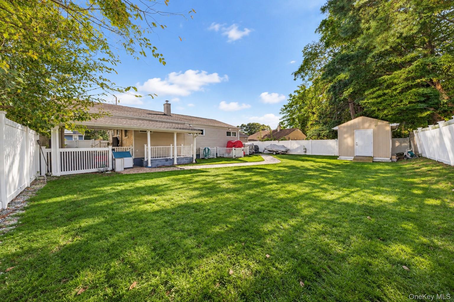 42 Blue Jay Drive — photo 28