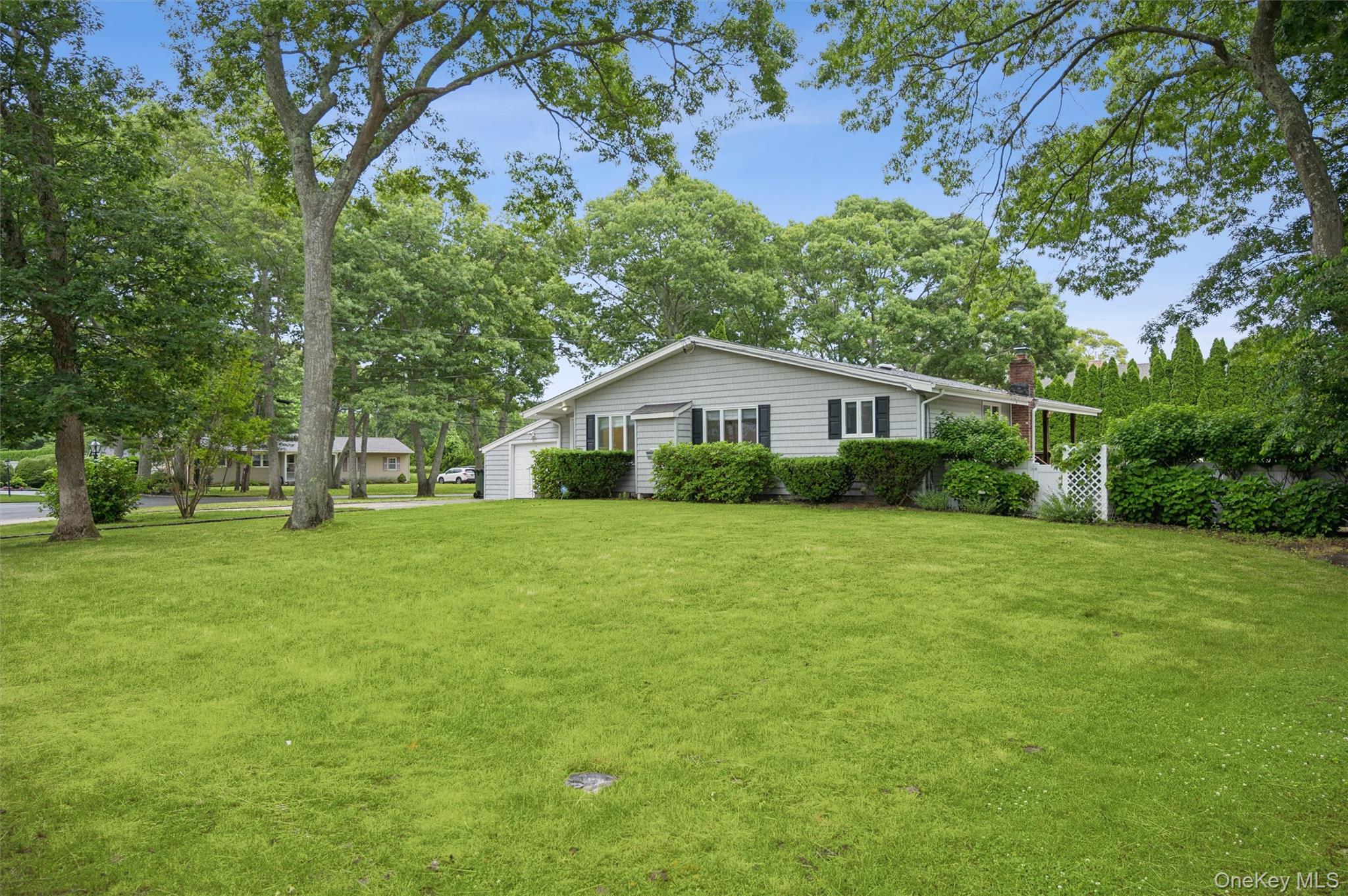 41 Homewood Drive — photo 2