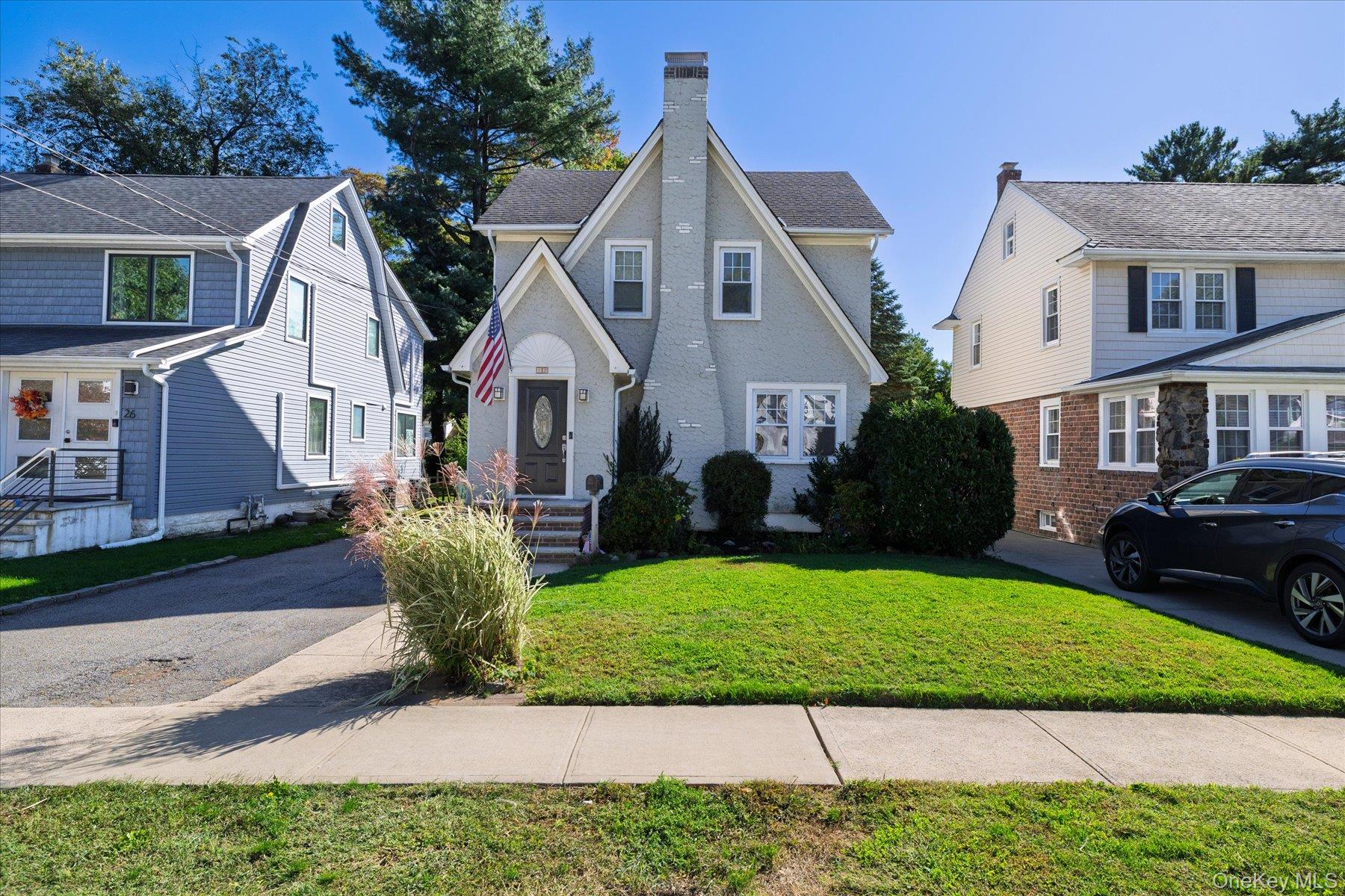 22 Stuart Avenue — photo 5