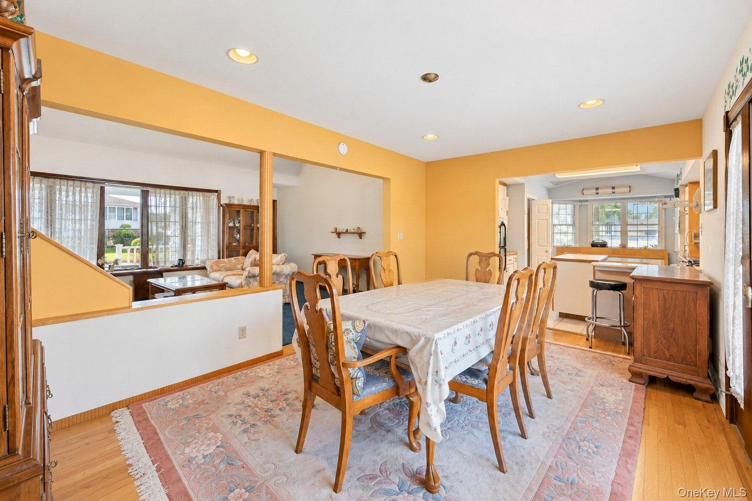 35 Jackson Avenue — photo 16