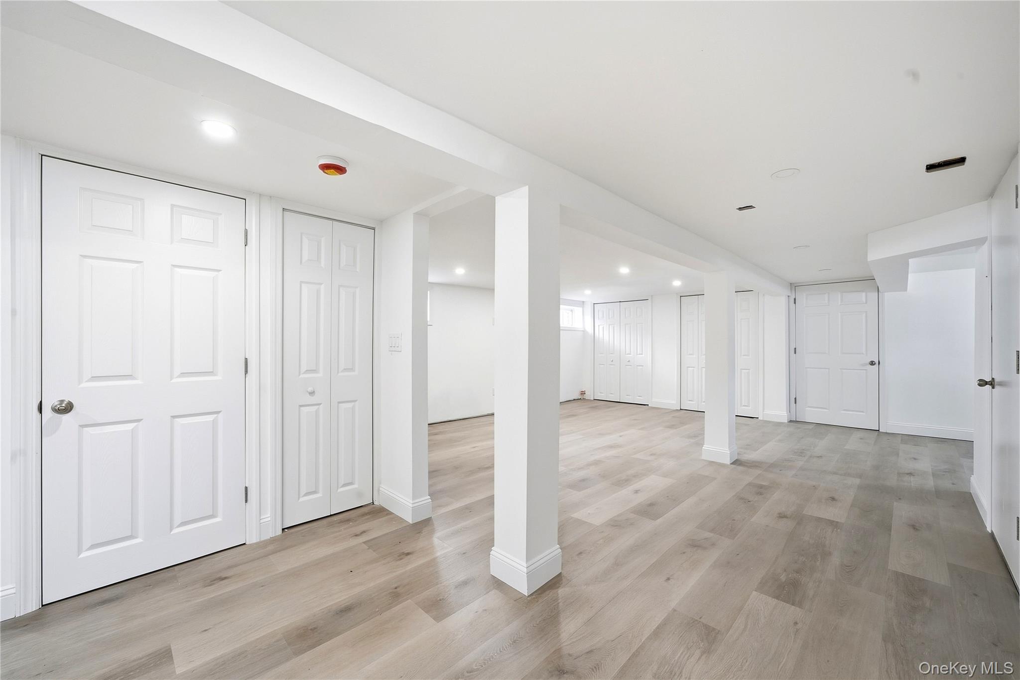 48 Central Boulevard — photo 19