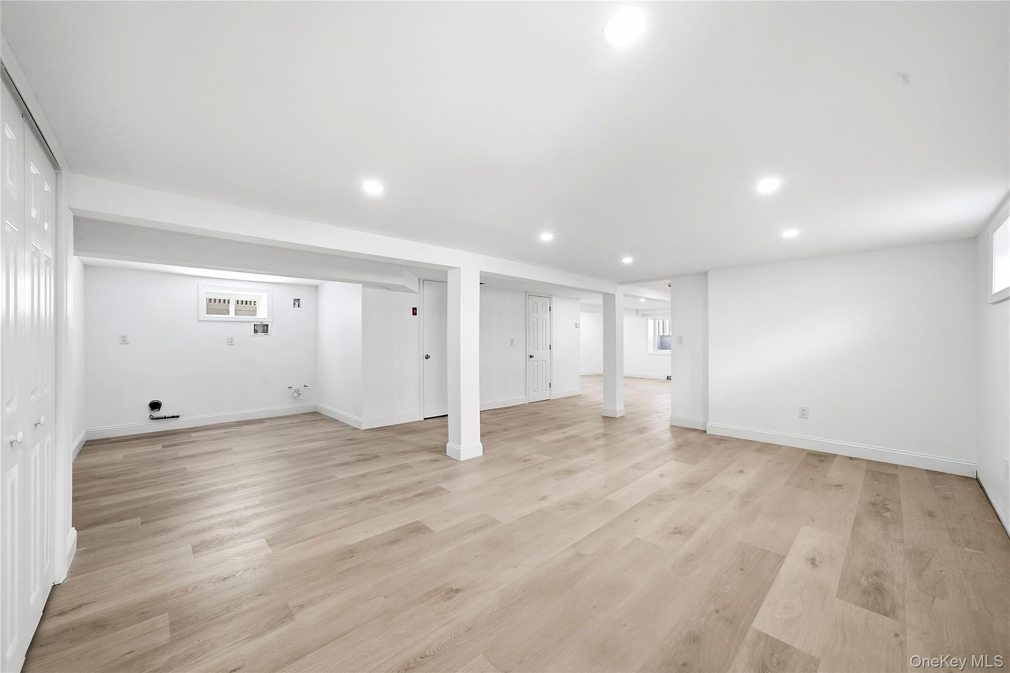 48 Central Boulevard — photo 21