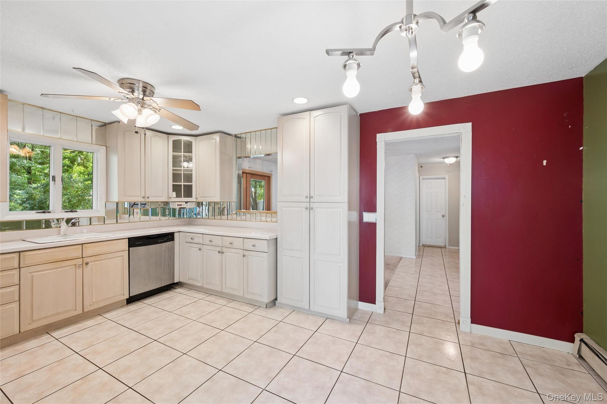 65 Morris Avenue — photo 13