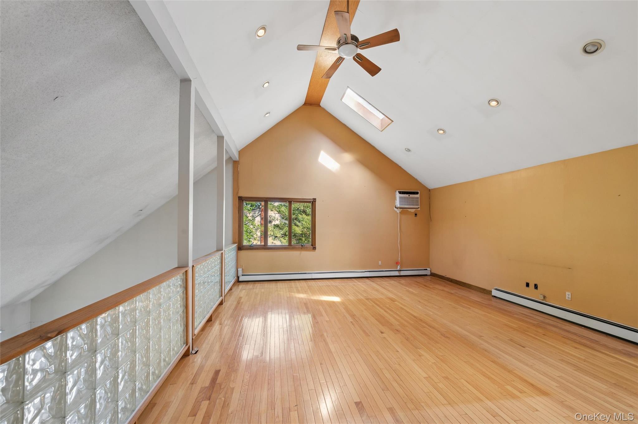 65 Morris Avenue — photo 20
