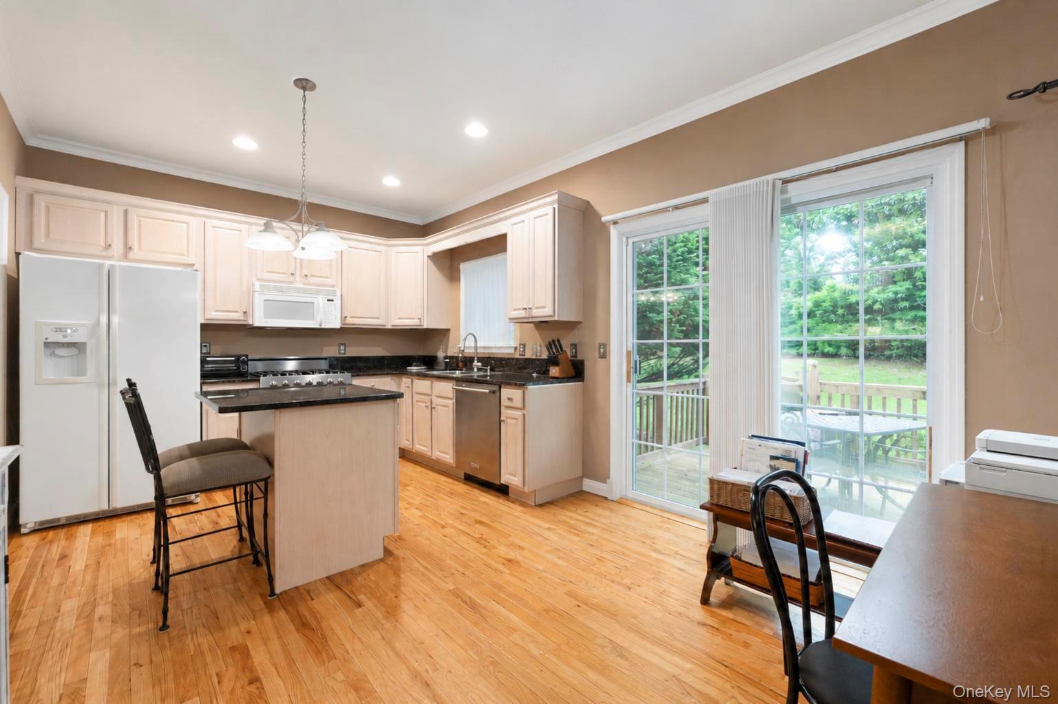 3 Arielle Court — photo 16