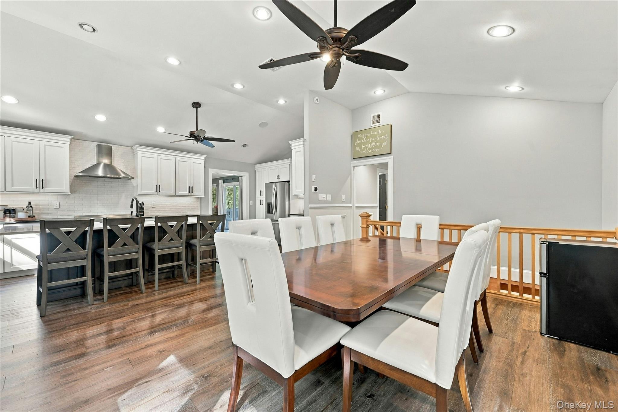 82 Oakwood Drive — photo 9