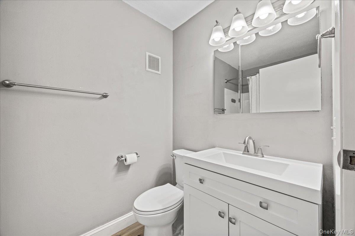 42 Richmond Boulevard #3A — photo 13