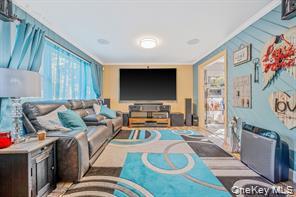 32 Pine Tree Drive — photo 5