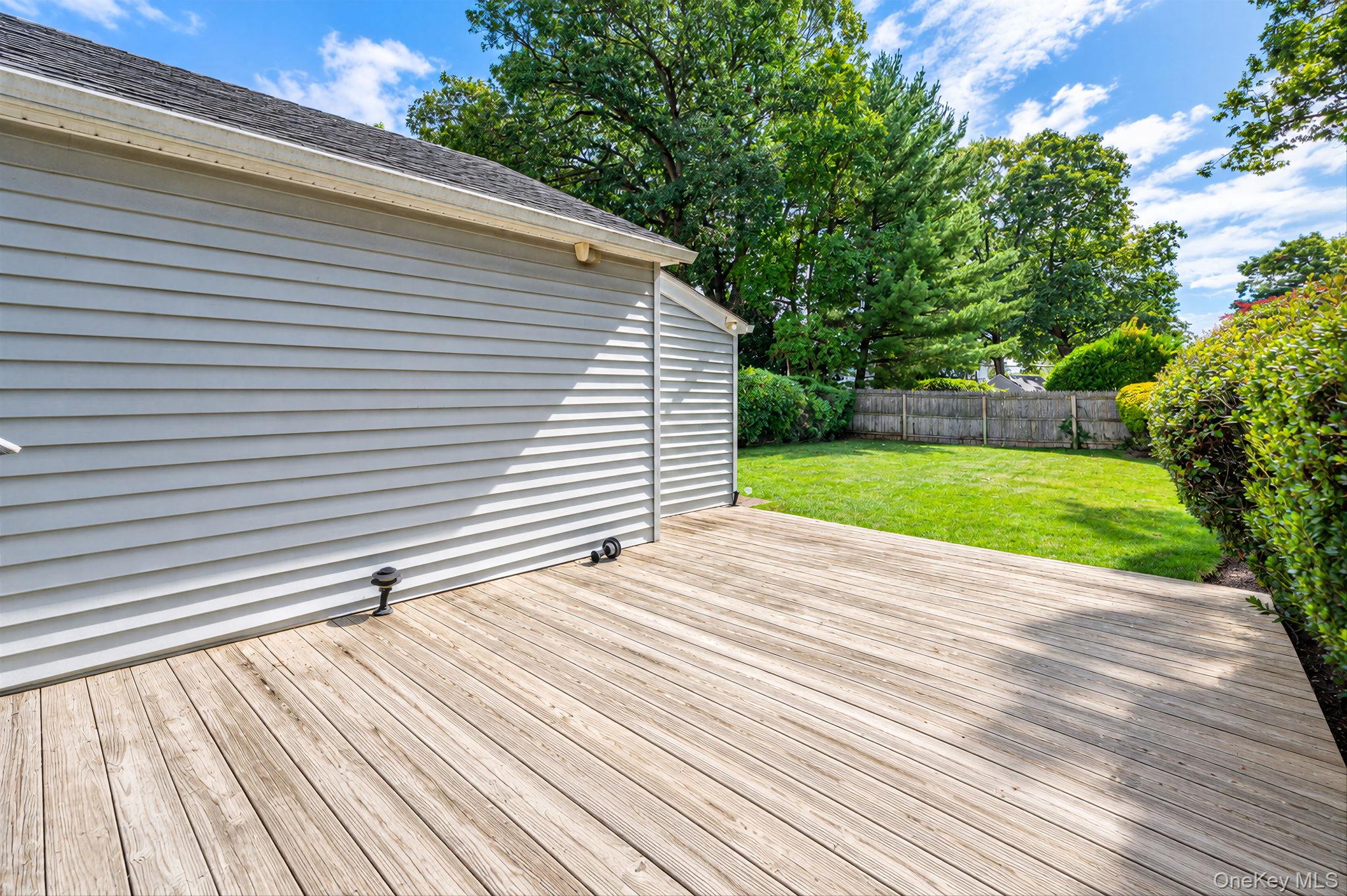 309 Garfield Avenue — photo 25