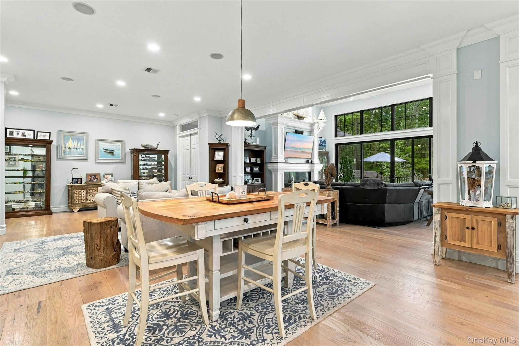 595 Moriches Road — photo 11