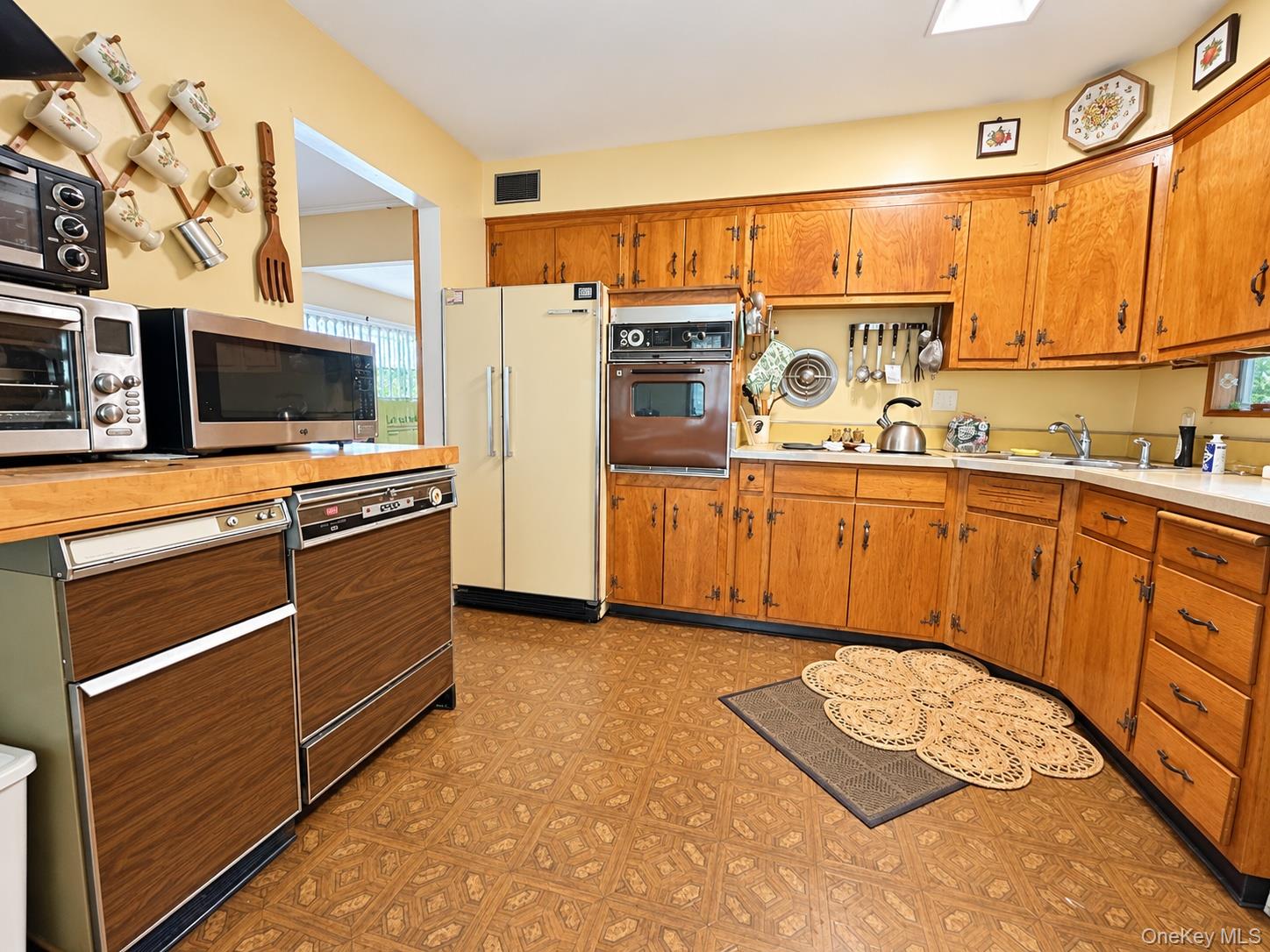 129 Village Line Road — photo 4