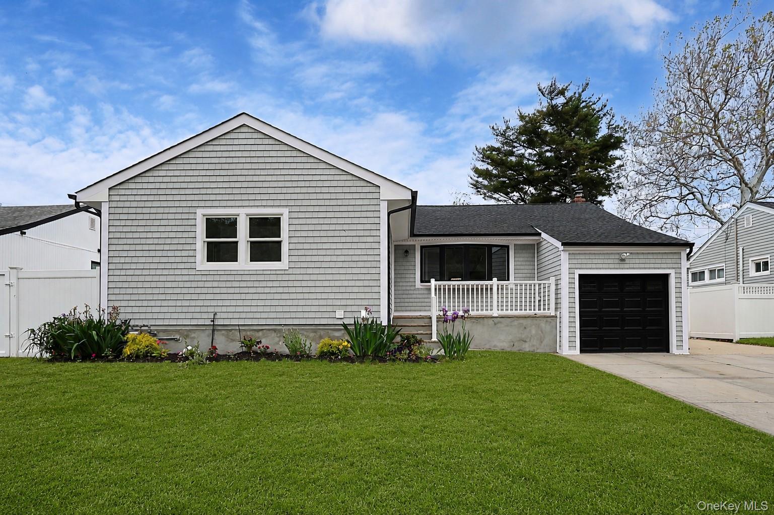 224 Hungry Harbor Road, Valley Stream
