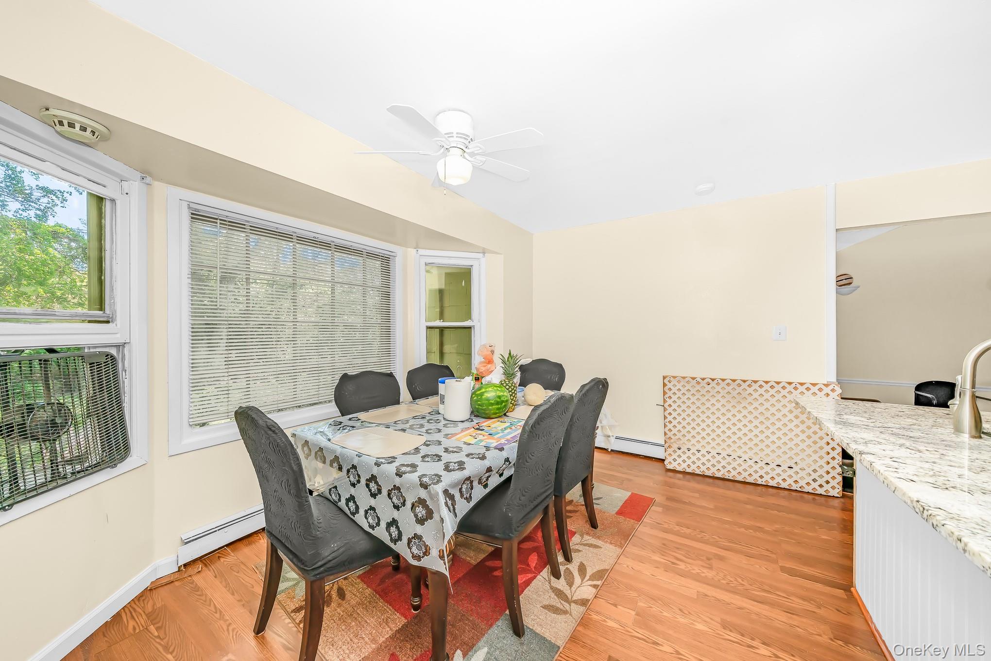 103 Gates Avenue — photo 10