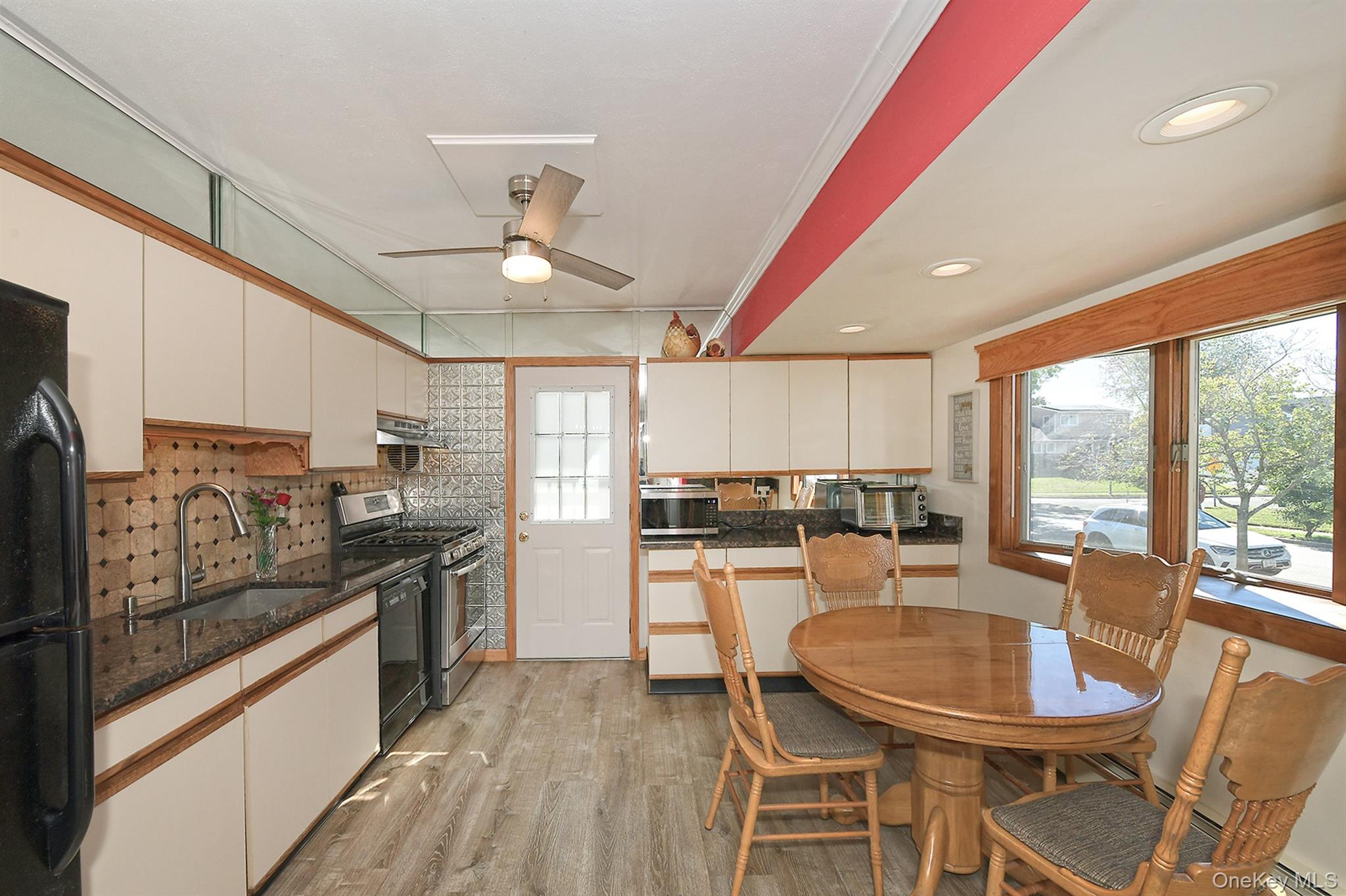 3153 Ward Lane — photo 11
