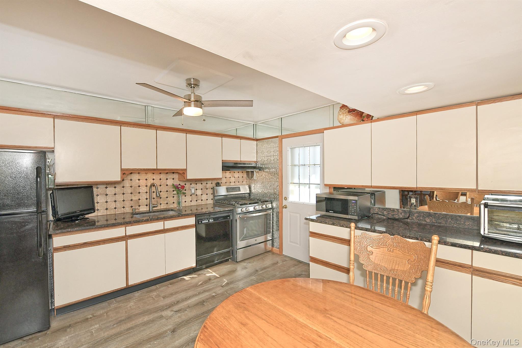 3153 Ward Lane — photo 10