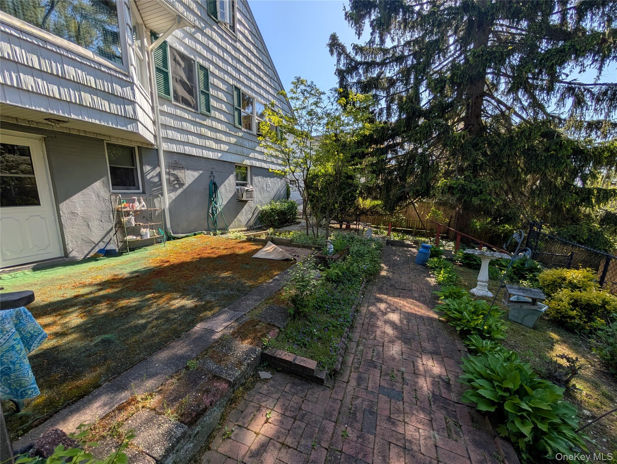 14 Waverly Street — photo 3