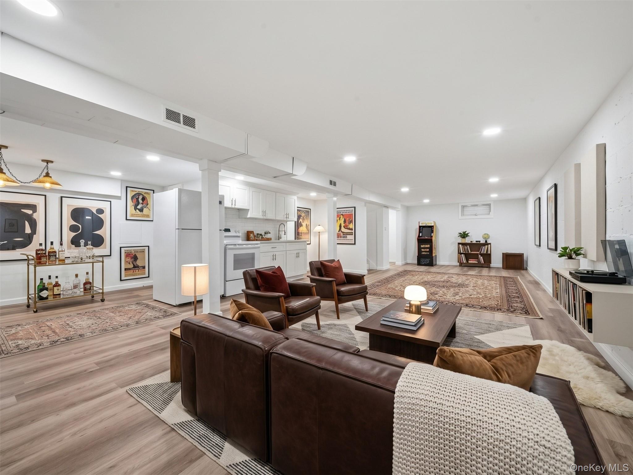 180 Booker Avenue — photo 11