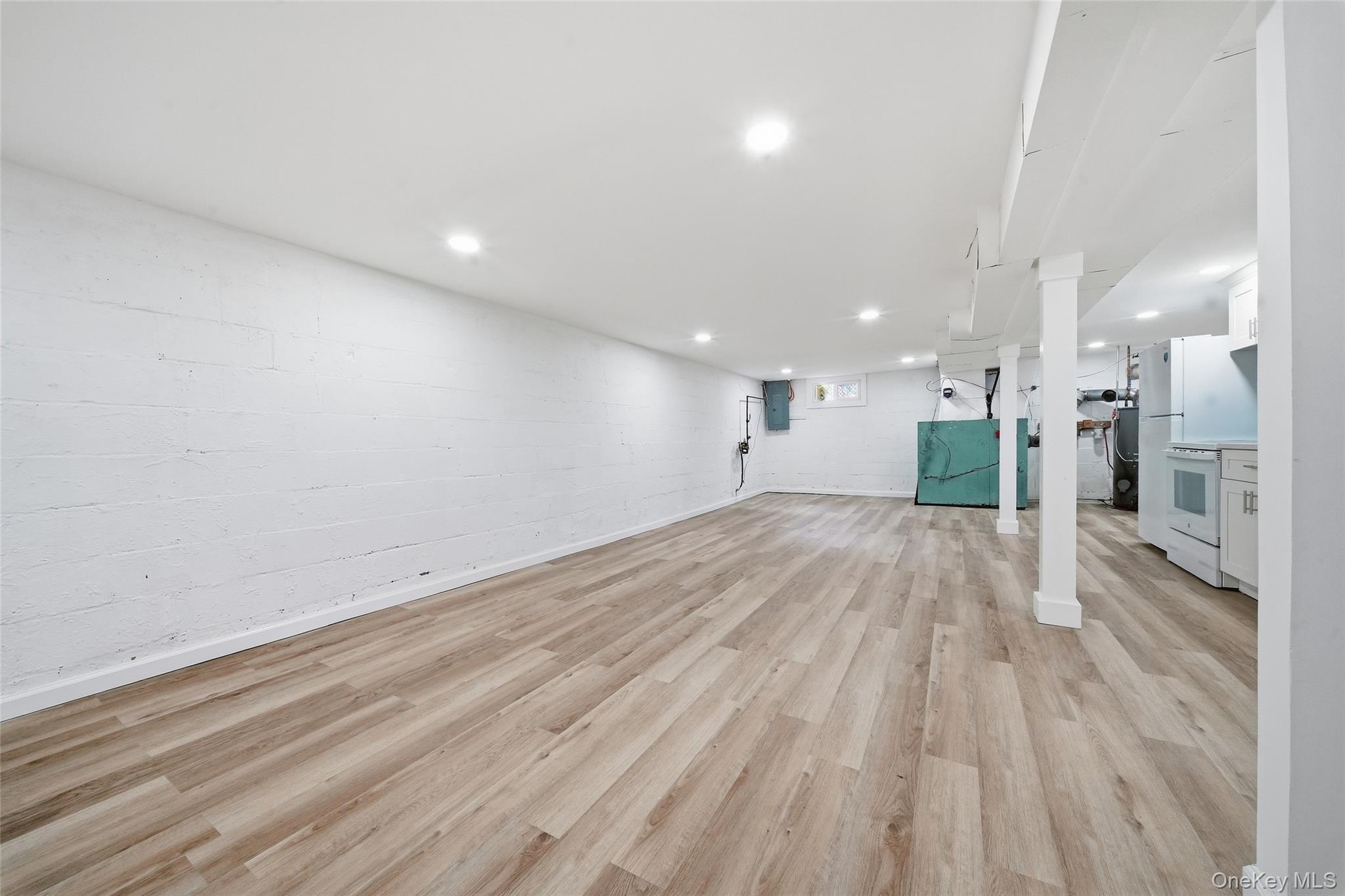 180 Booker Avenue — photo 13