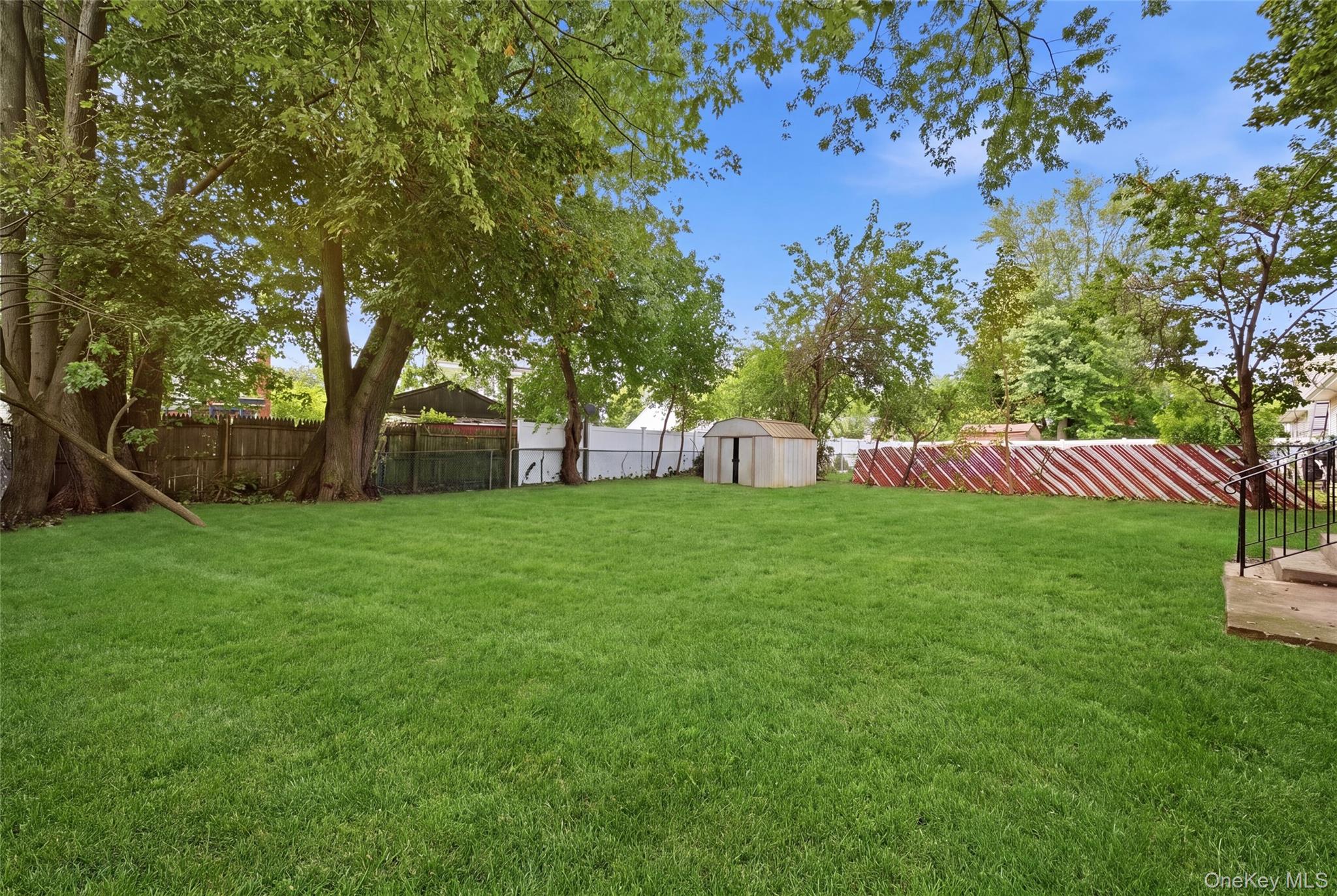 180 Booker Avenue — photo 17
