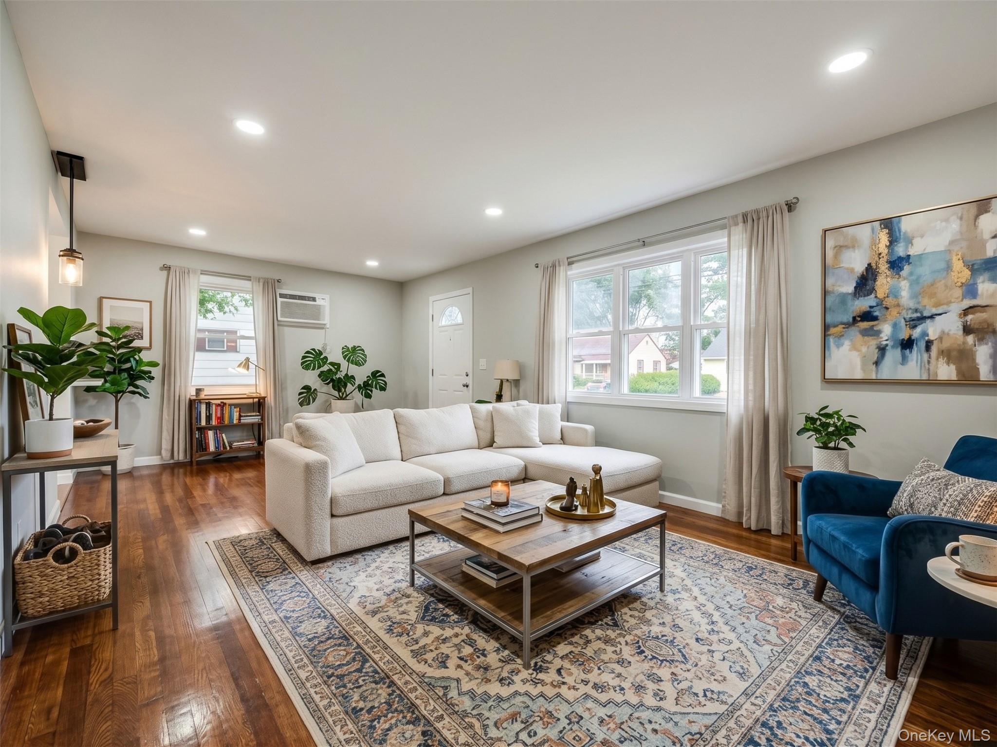 180 Booker Avenue — photo 3