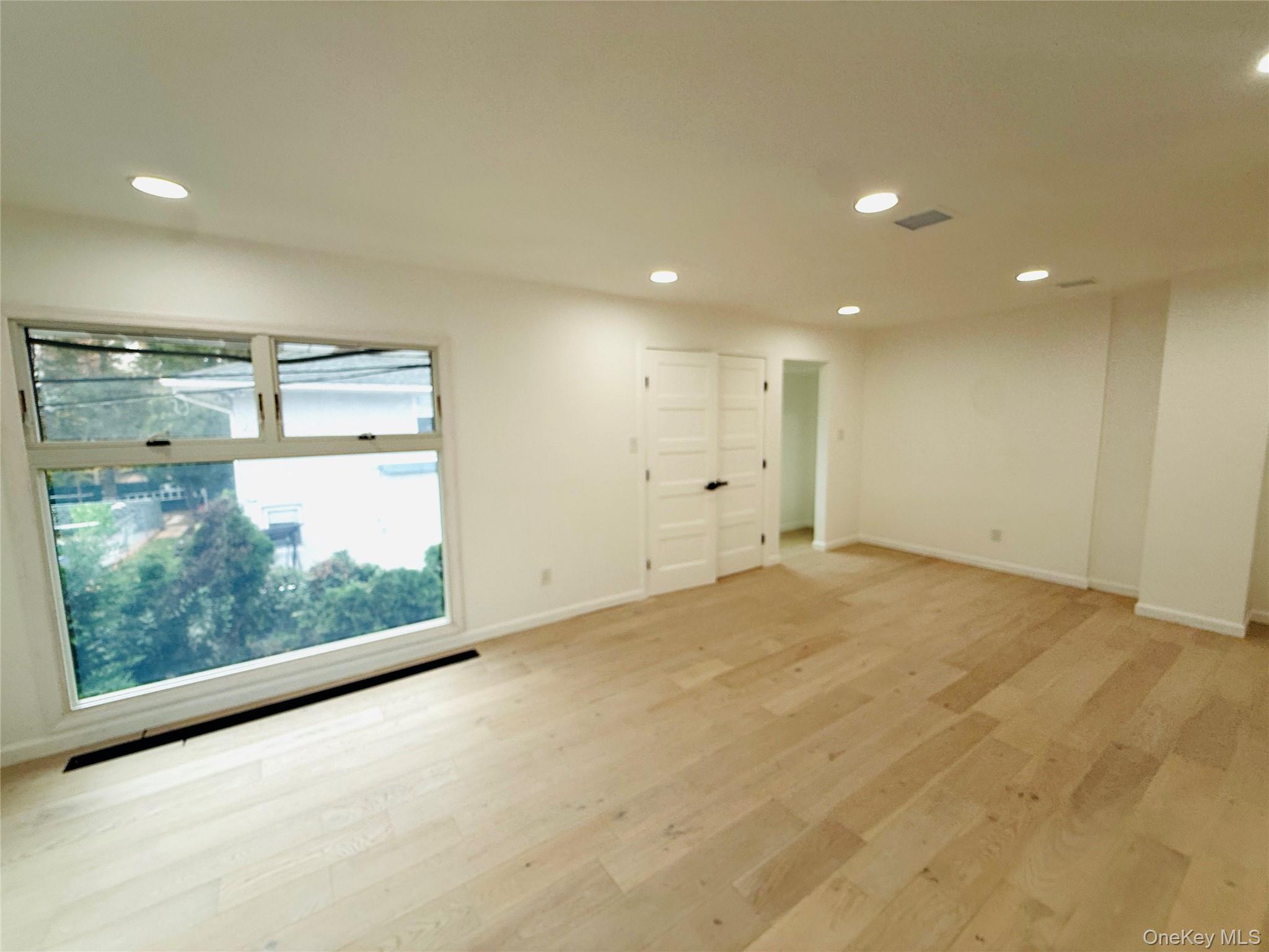 65 Mellow Lane — photo 16