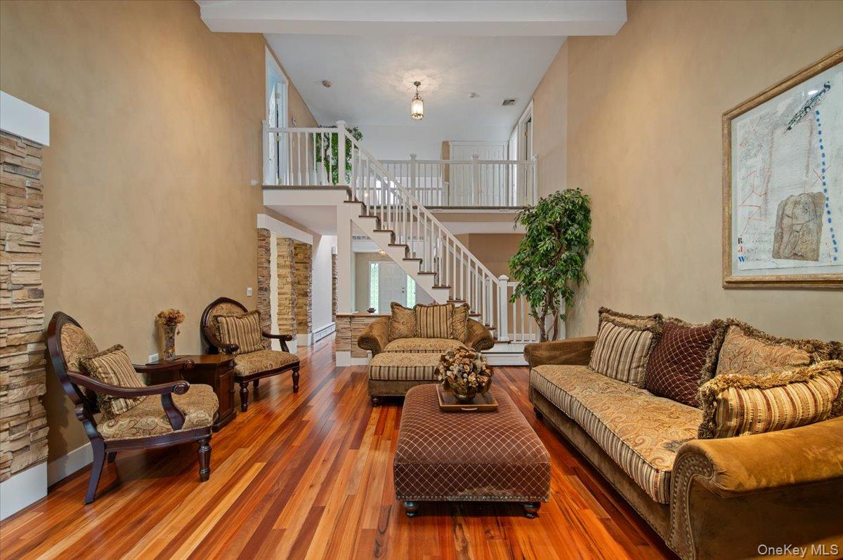 7 Faulkner Lane — photo 11