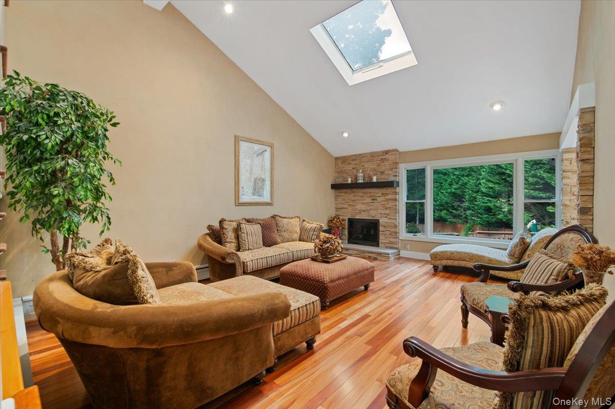 7 Faulkner Lane — photo 12