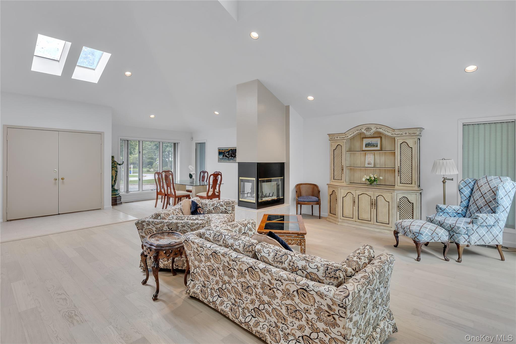 6 Gerriet Court — photo 4