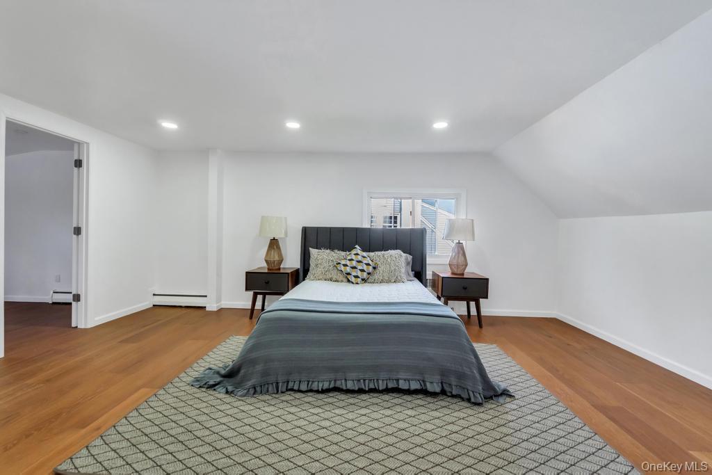 20 Howard Street — photo 12
